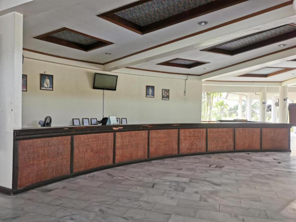 Oyo 89972 Borneo Paradise Beach Hotel Kota Kinabalu Eksteriør billede