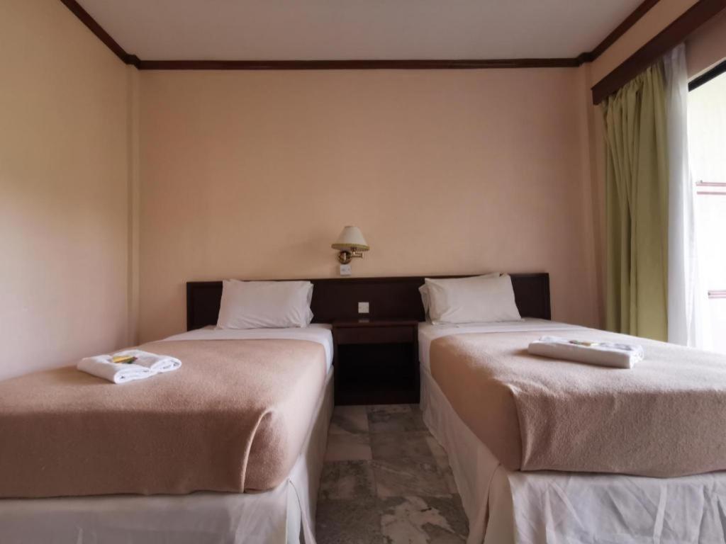 Oyo 89972 Borneo Paradise Beach Hotel Kota Kinabalu Eksteriør billede